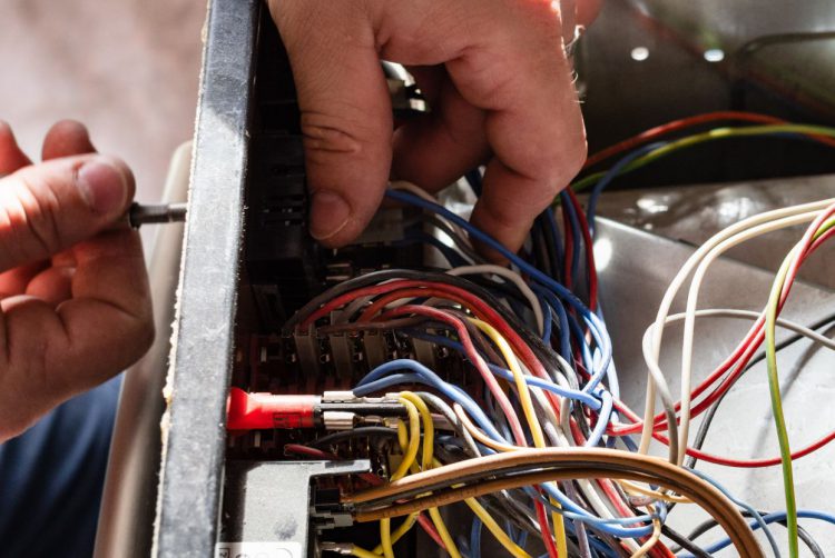 Froid commercial, Froid commercial Orthez, Froid commercial Pau, Climatisation, Climatisation Orthez, Climatisation Pau, Dépannage chambre froide, Dépannage chambre froide Orthez, Dépannage chambre froide Pau, Installation chambre froide, Installation chambre froide Orthez, Installation chambre froide Pau, Entretien climatisation, Entretien climatisation Orthez, Entretien climatisation Pau, Dépannage climatisation, Dépannage climatisation Orthez, Dépannage climatisation Pau - DESLUX Laboudigue